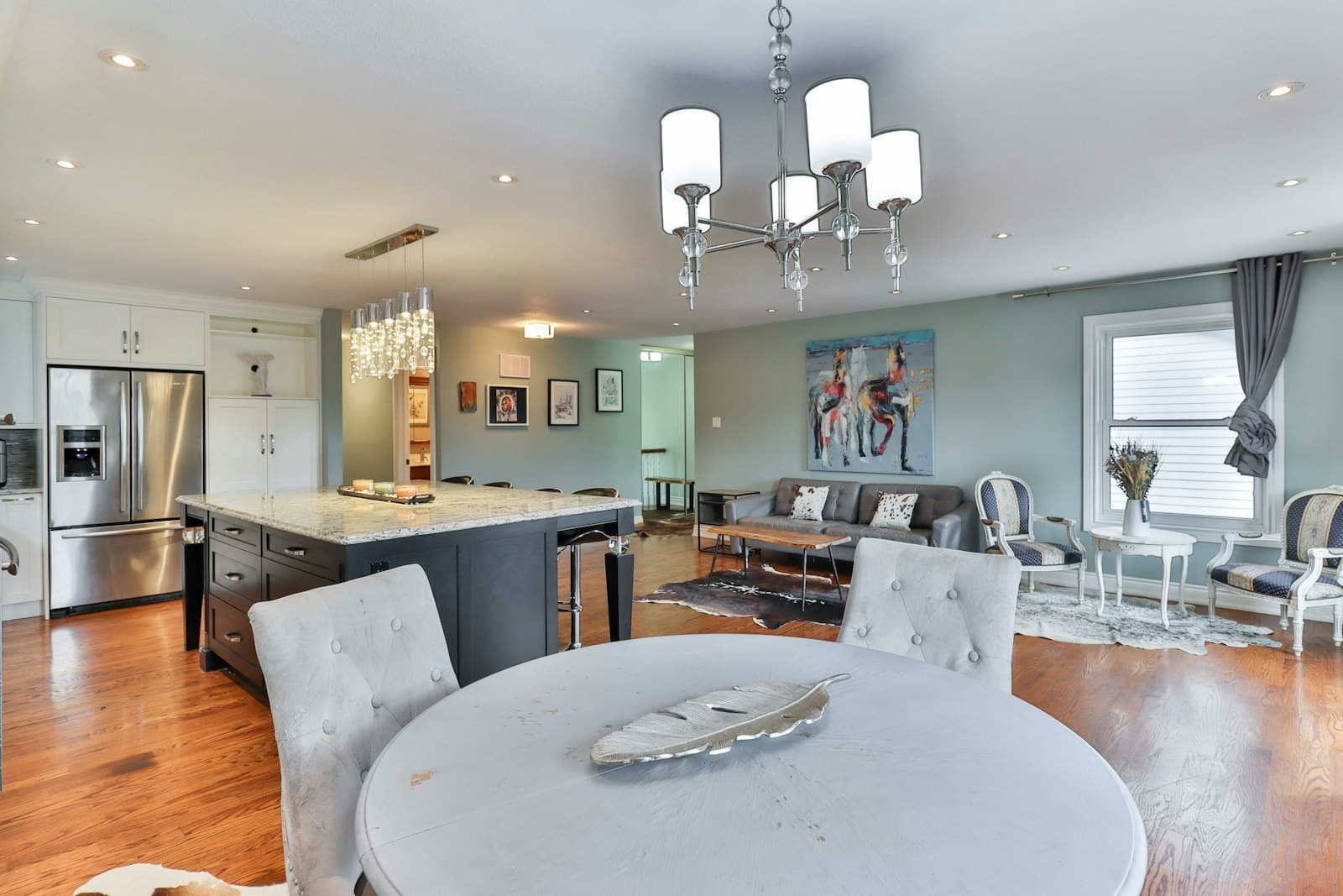 4-bed family house with garden