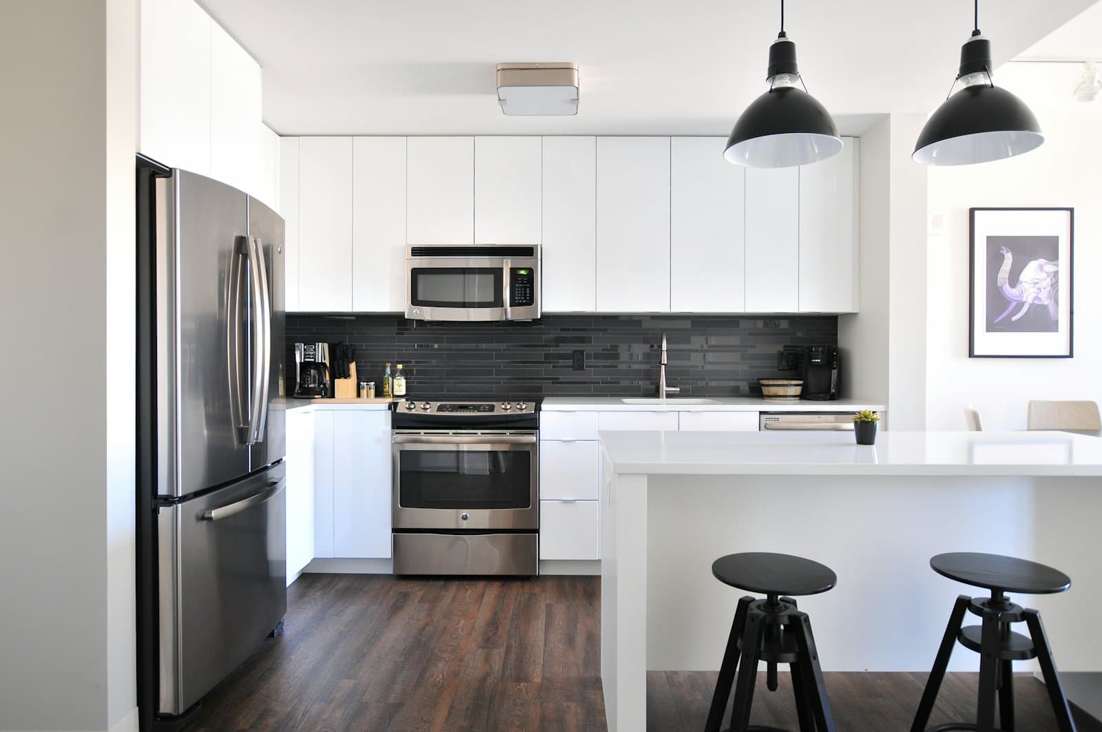 Renovated 1-bed near the beach